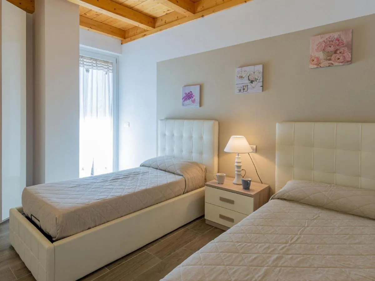 Holiday Home Gelsomini - Cco520 By Interhome Colico 0*,  Ιταλία